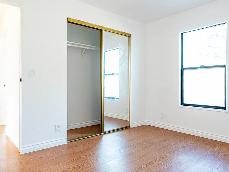 218 Lake Shore Ter #3 — Photo 5