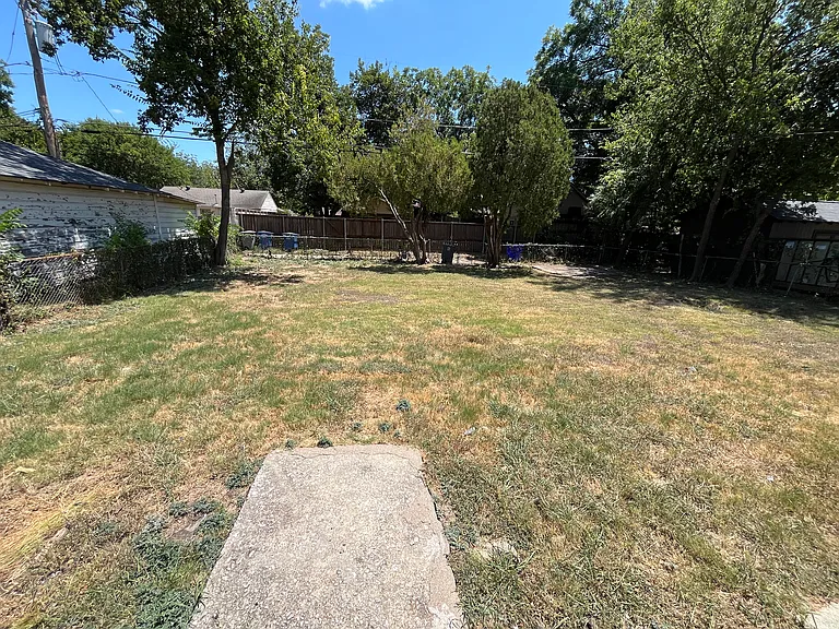 11302 Stallcup Dr — Photo 17