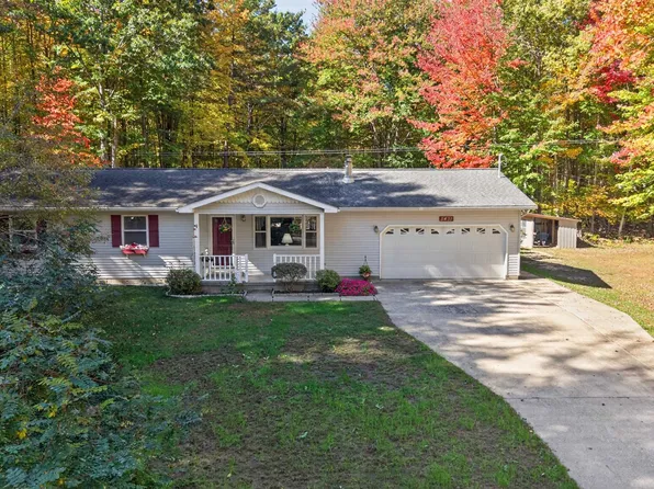 5431 N Geneva Rd, Coleman, MI 48618
