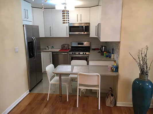 Sold by Timeless Realty Corp | media 17