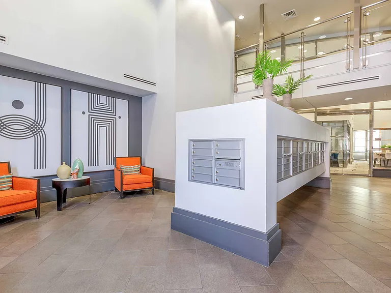 The Alaire Twinbrook Station Apartments — Photo 16