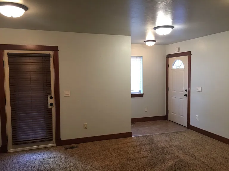 734 S 23rd Ave #3 — Photo 7