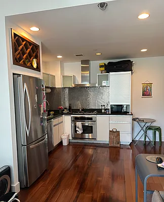 Rented by Modern Spaces | media 7