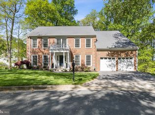 6 Hutchinson Ct, Silver Spring, MD 20906