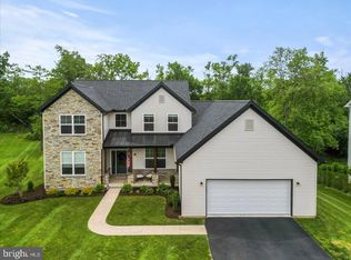 14 Princess Ct, Birdsboro, PA 19508