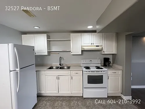 32527 Pandora Ave #BASEMENT Photo 1