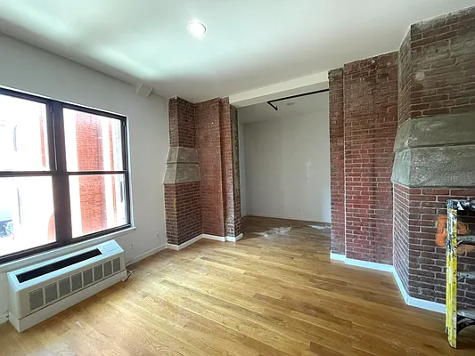 Rented by CCM Property Management LLC | media 9