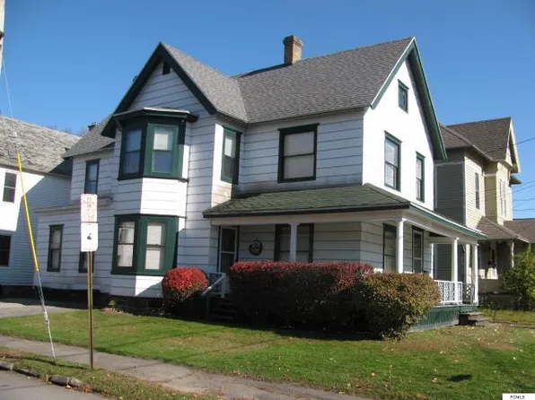 20 Grand St, Gloversville, NY 12078