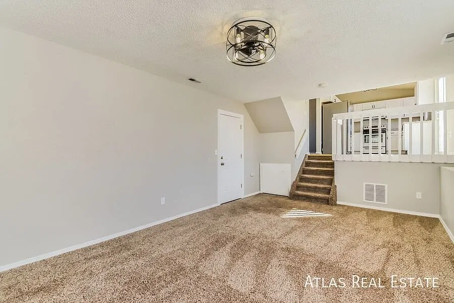 Coming Soon! || Beautiful 3 Bed Home With A/C In D-20!! — Photo 4