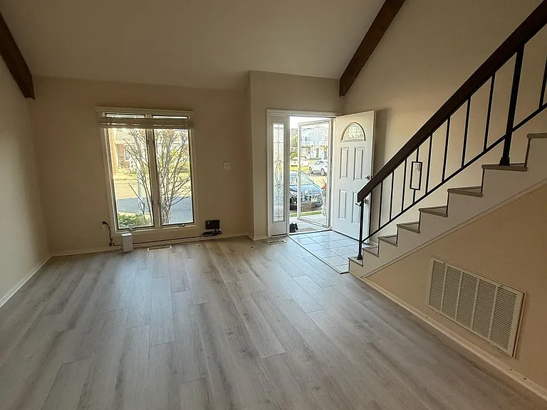 25 Meadow Ave #96 — Photo 2
