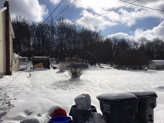 2nd image of 16 Ashmore Rd