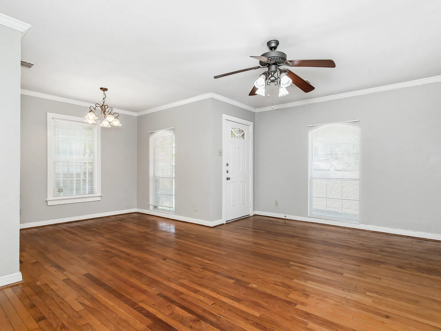 3 bed, 1287 sqft, $1,695 — Photo 3
