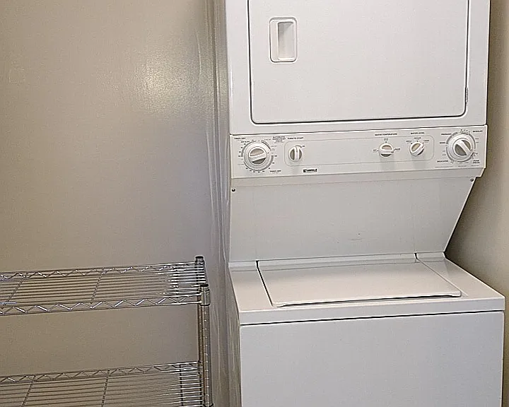 735 San Carlos Ct — Photo 4