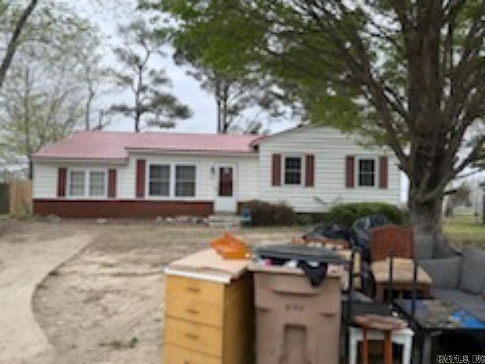 1st image of 730 Sherwood Dr