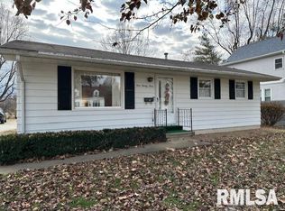 423 E Vandalia Rd, Jacksonville, IL 62650
