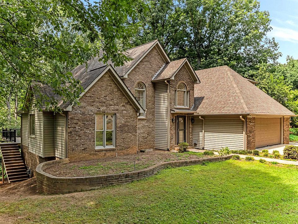 1st image of 412 Woodgrove Trce