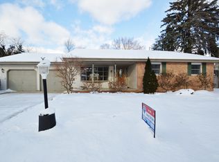2401 Wilmington Dr, Midland, MI 48642