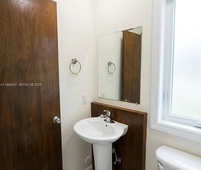 2780 SW 33rd Ave — Photo 33
