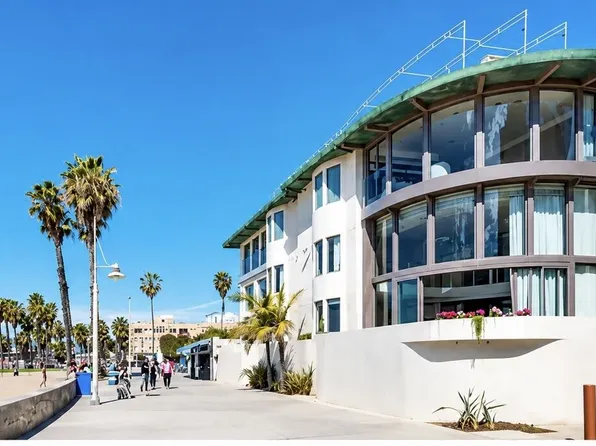 11 Marine Ter Unit 5, Santa Monica, CA 90401