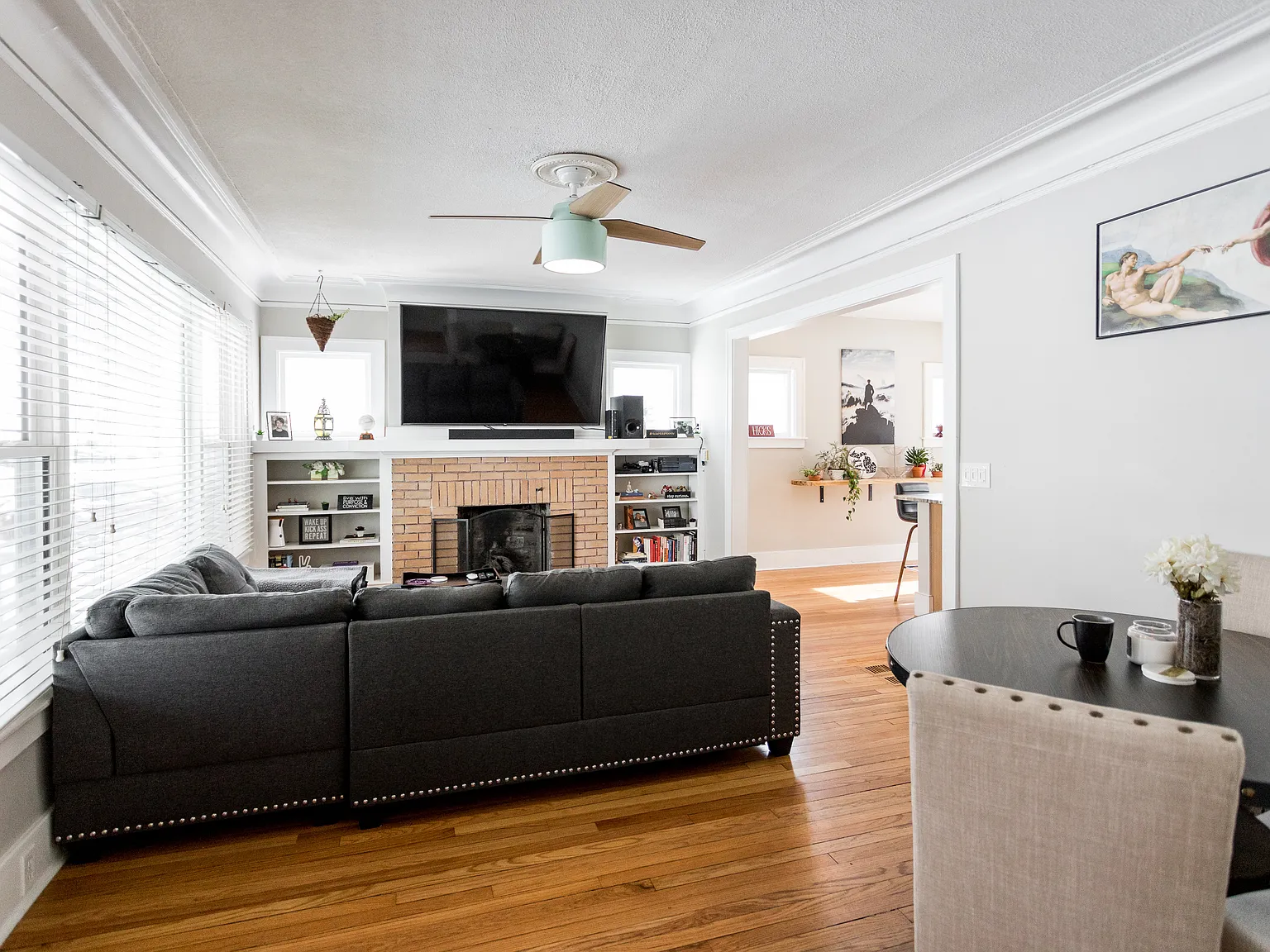 3 bed, 1.5 bath, 1272 sqft, $2,400 — Photo 3