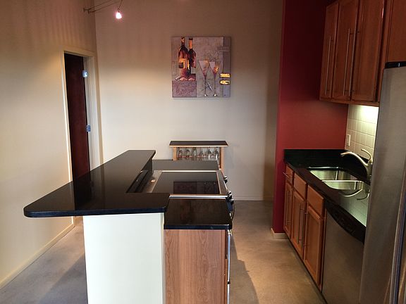 2nd image of 1720-1724 Chouteau Ave #306