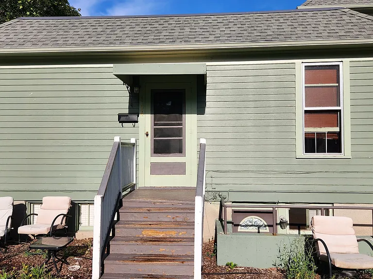 100-106 Daly Ave — Photo 3