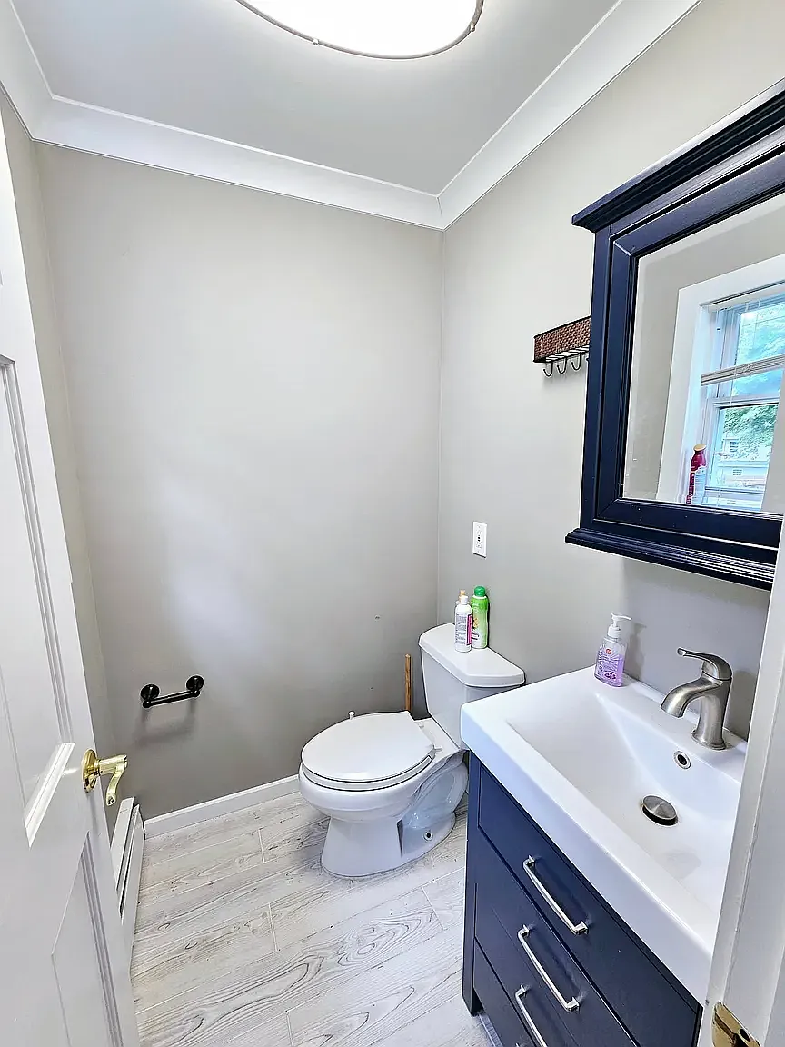 3 bed, 1.5 bath, 1152 sqft, $3,500 — Photo 3