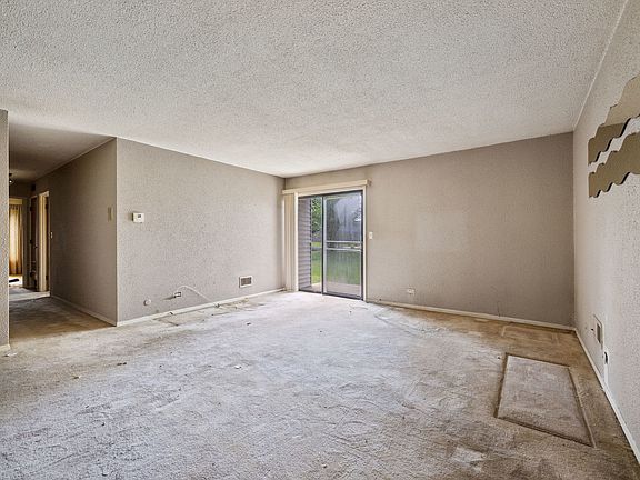 5th image of 7421 Blackburn Ave #H-103
