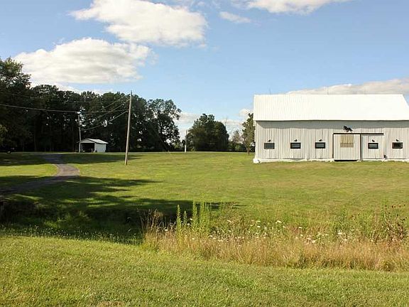 3rd image of 9160 E County Road 400 N