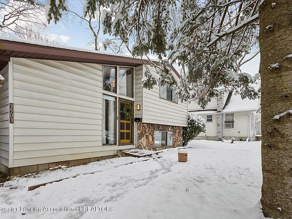 2nd image of 3503 Parkway Dr