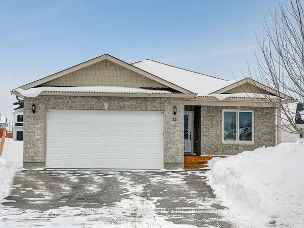 22 Code Cres, Smiths Falls, ON K7A 0A9