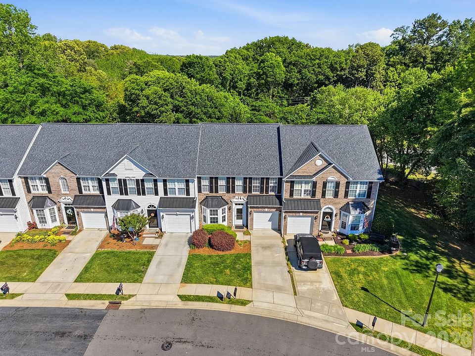 1st image of 225 Horizon Cir