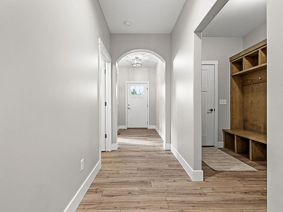 4th image of 3121 Apple Ridge Ct
