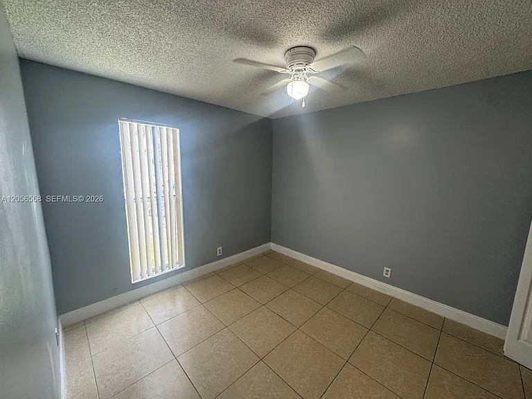 4519 Treehouse Ln #H — Photo 6