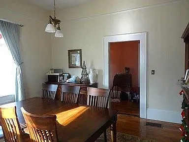 476 Oakland Ave SE — Photo 4