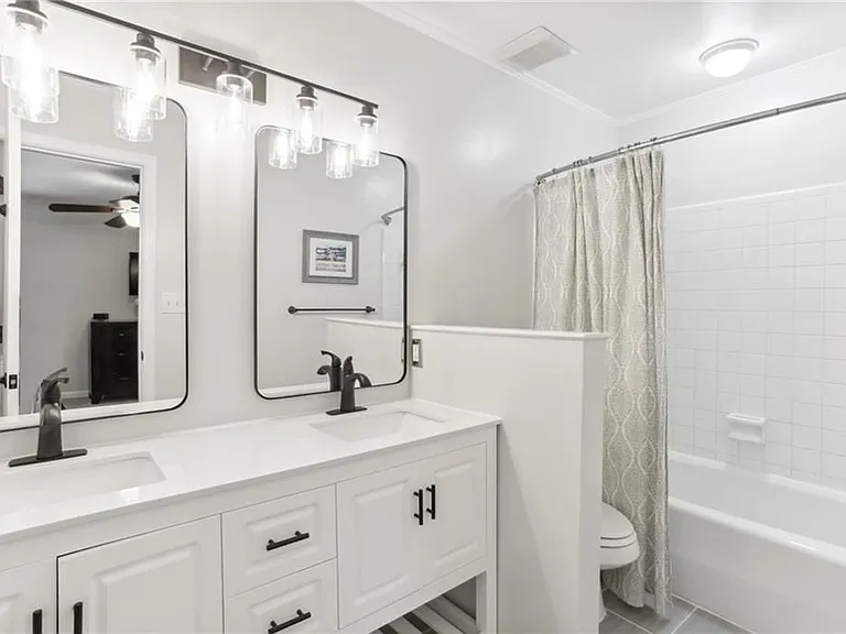 1601 Executive Park Ln — Photo 14