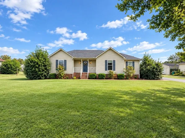 447 Old Hunters Point Park N, Lebanon, TN 37087