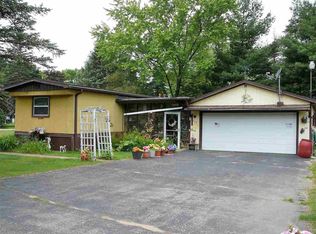 286 Warren St, Redgranite, WI 54970