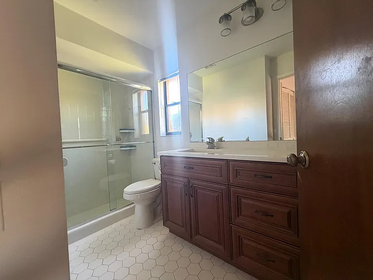 613 SW 49th Ln — Photo 78