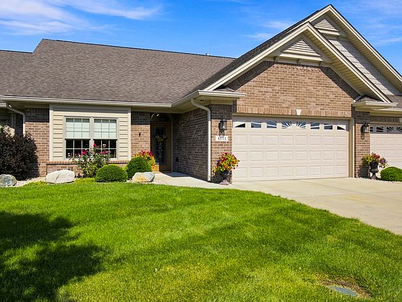 3rd image of 4111 Melbourne Dr