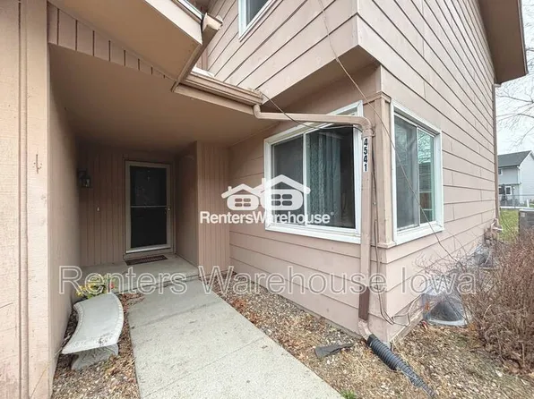 4541 50th St, Des Moines, IA