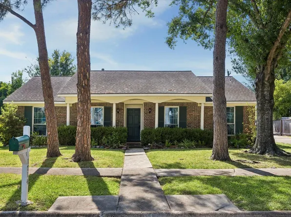 1714 Ashford Hollow Ln, Houston, TX 77077