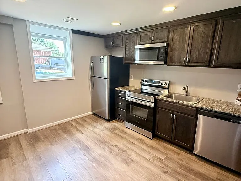 165 Conrad Dr — Photo 12
