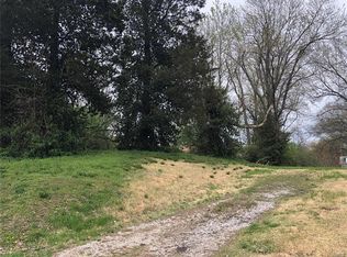 710 Ann St, Belleville, IL 62220