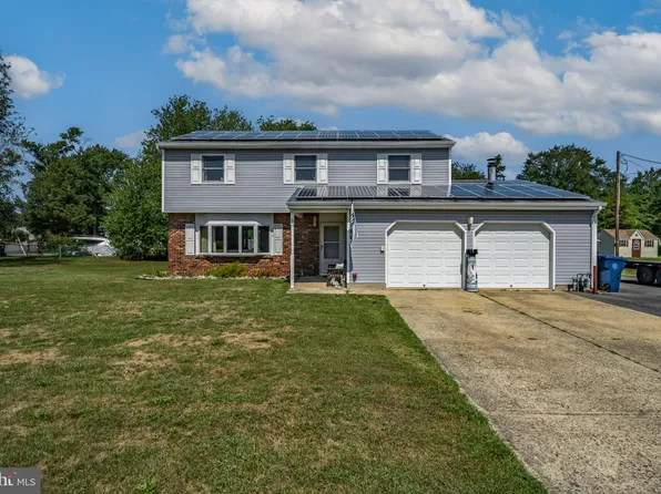 27 Atlantis Blvd, Little Egg Harbor, NJ 08087