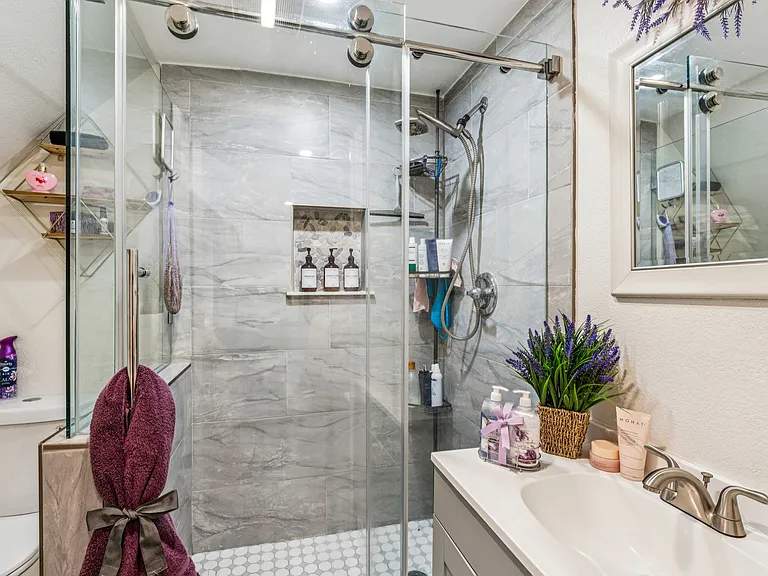 2472 Deep Creek Dr — Photo 10