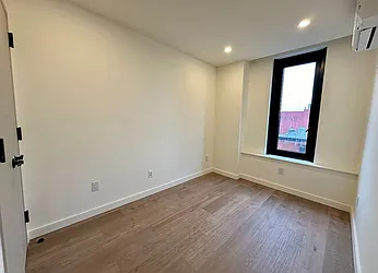 Rented by JB Mac Real Estate Inc.