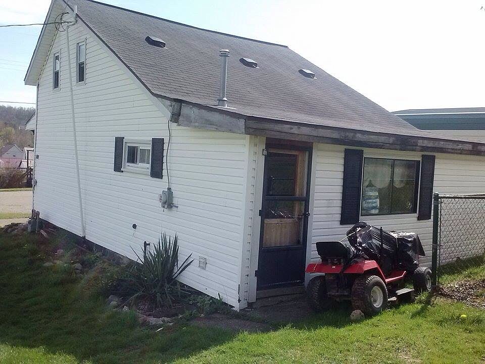 2nd image of 285 E Main St