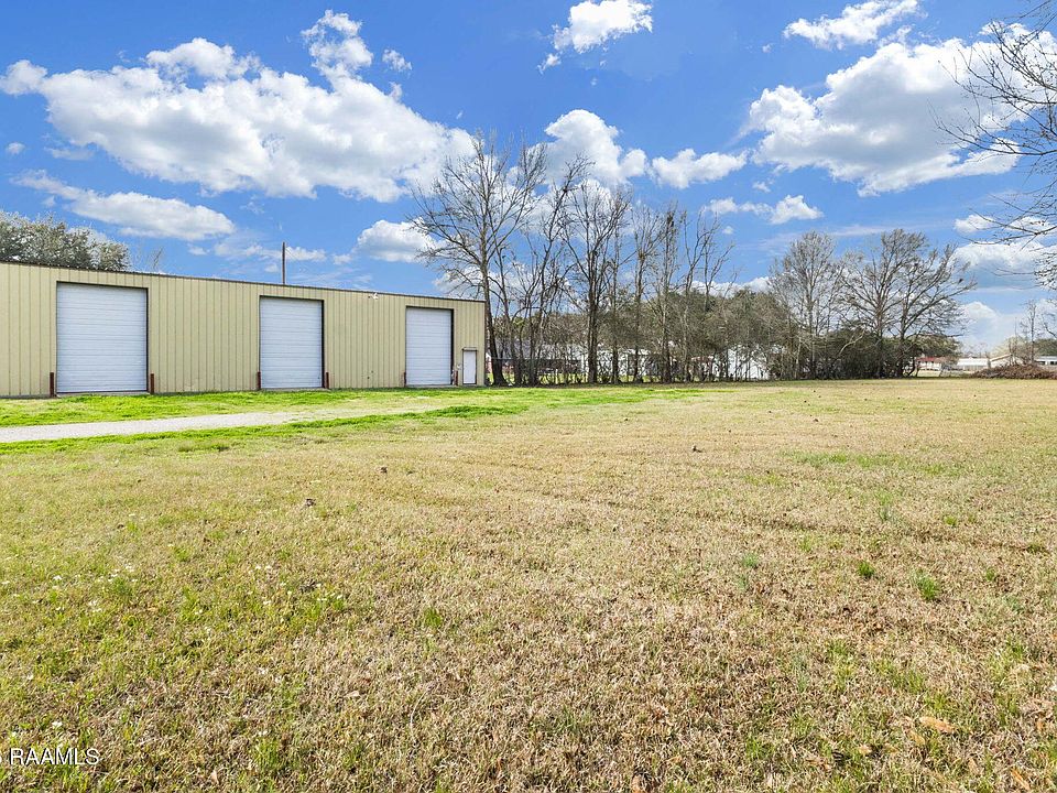 1st image of 209 D Arceneaux Rd