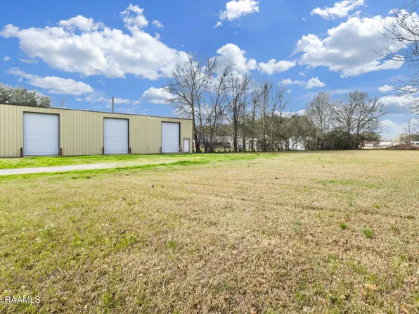 209 D Arceneaux Rd, Scott, LA 70583